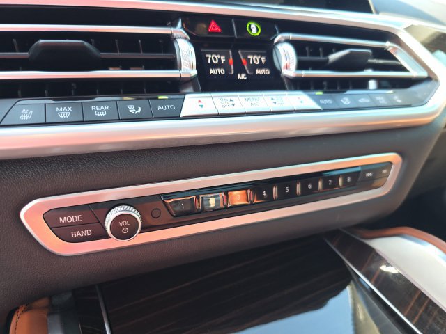Used 2023 BMW X6 xDrive40i w/ Executive Package AWD/4WD image 23