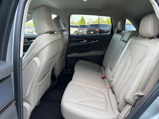 Used 2023 Lincoln Nautilus AWD w/ Premium Package image 18