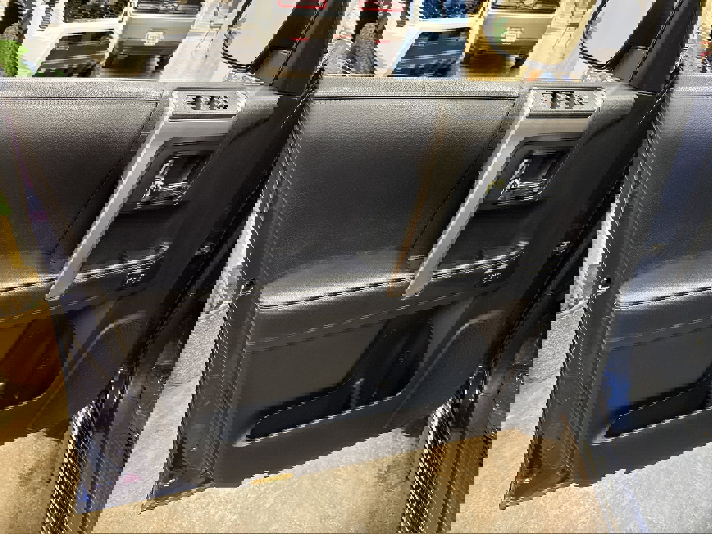 Used 2022 Toyota 4Runner Limited image 27