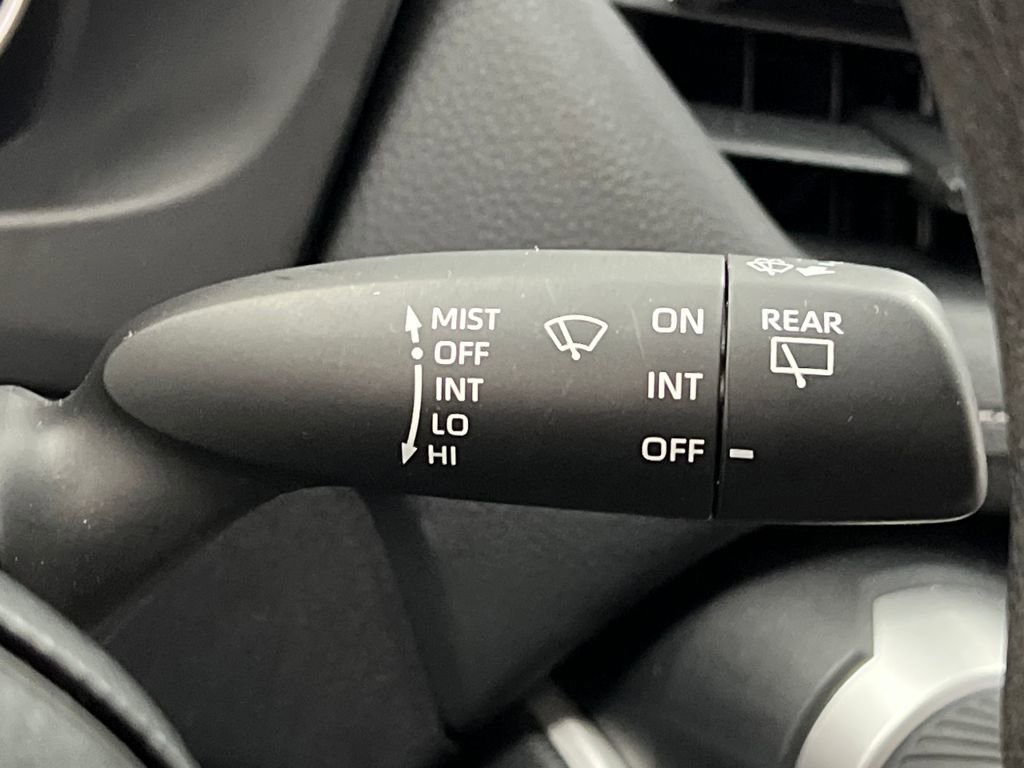 Used 2025 Toyota RAV4 LE image 40