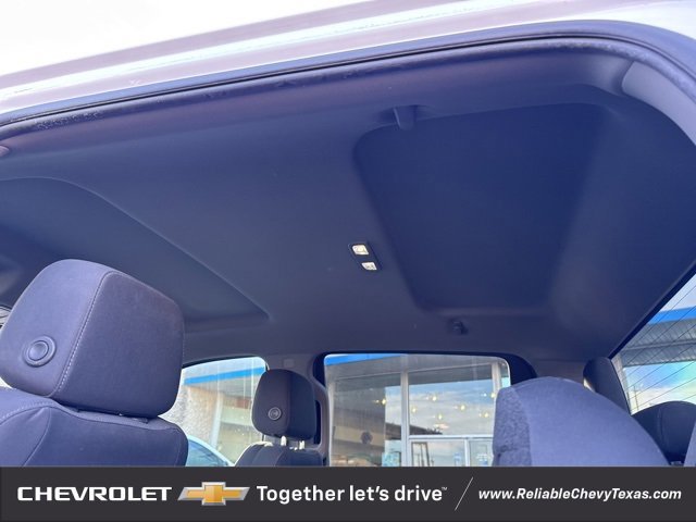 Used 2022 Chevrolet Silverado 1500 LT w/ Z71 Off-Road Package image 15