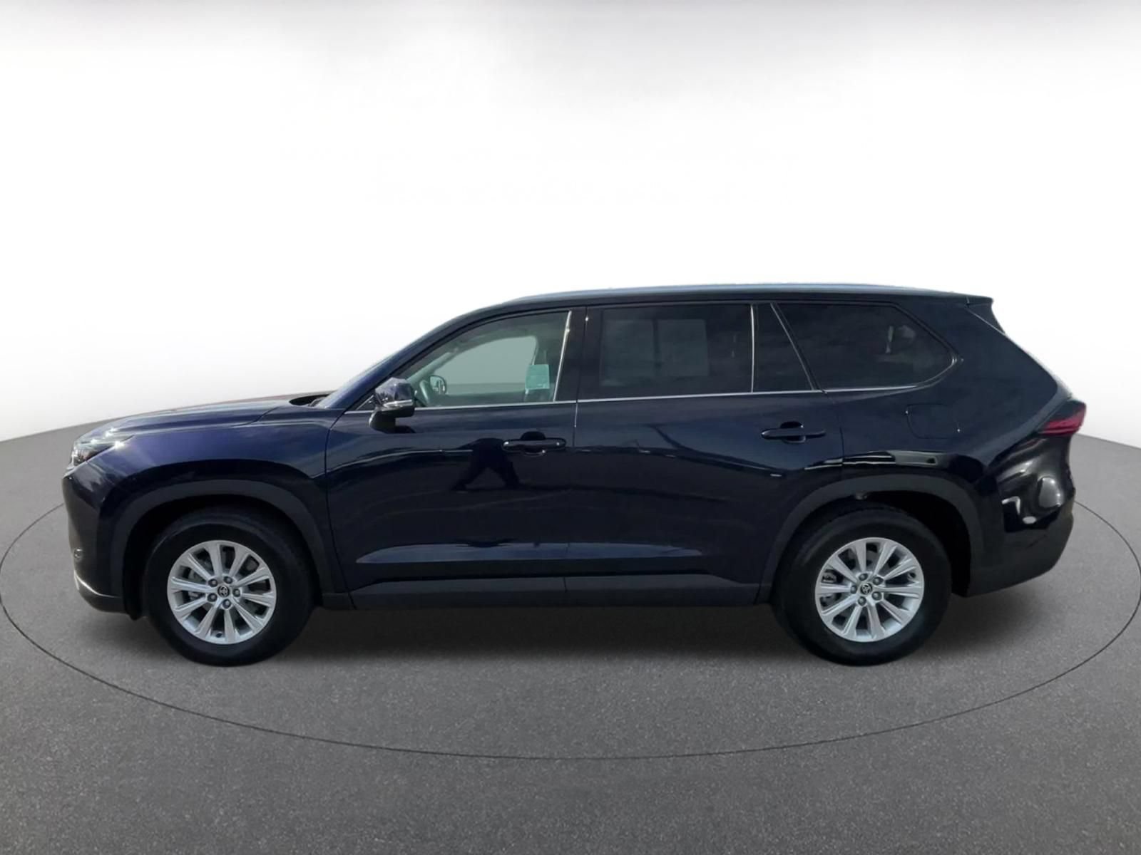 Used 2025 Toyota Grand Highlander FWD image 8