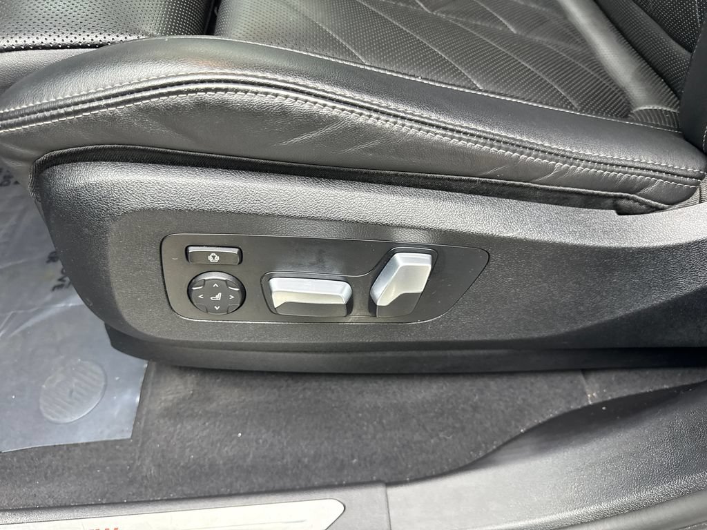 Used 2023 BMW X5 xDrive40i w/ Premium Package AWD/4WD image 31