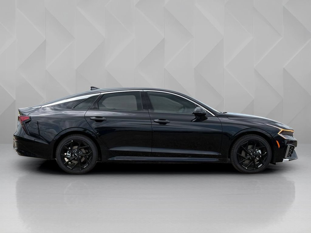 New 2026 Kia K5 GT-Line FWD image 4