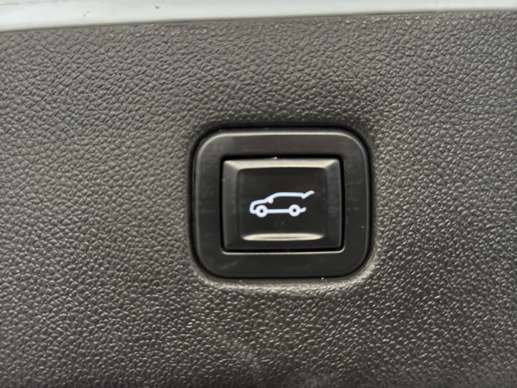 Used 2019 Chevrolet Blazer RS image 23