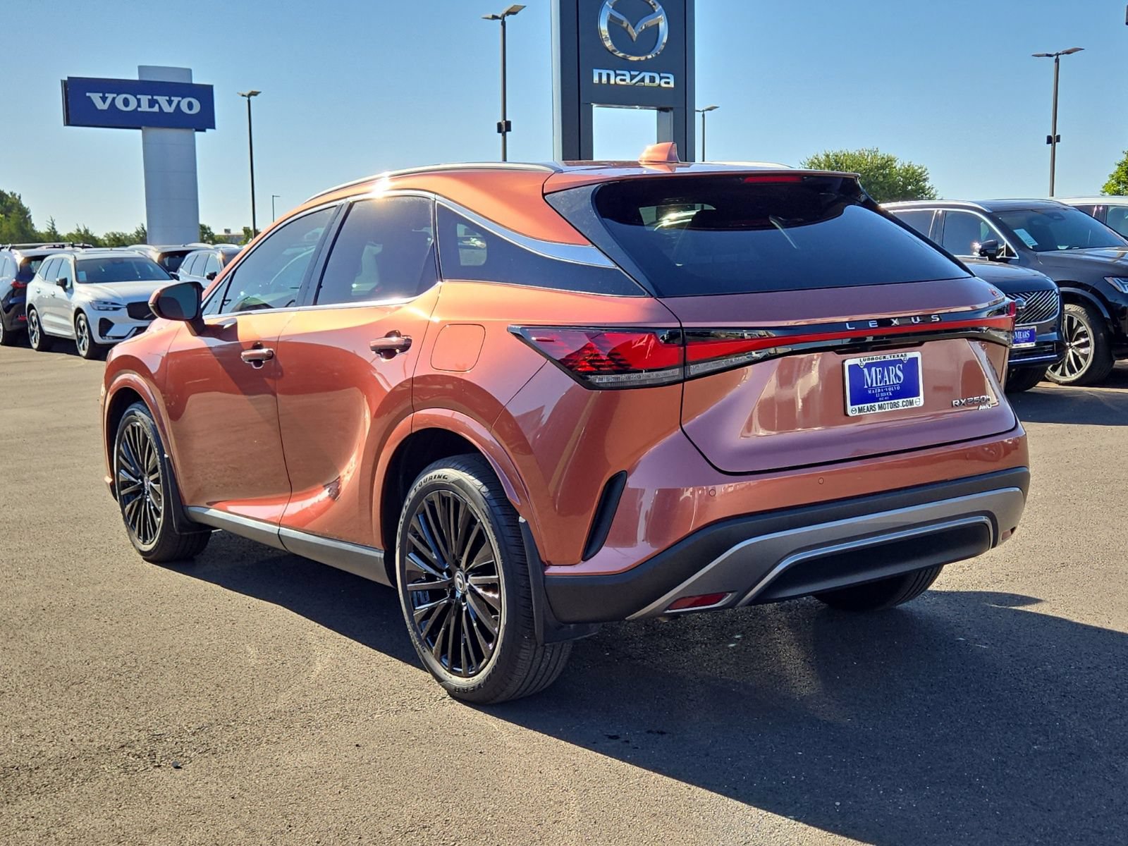 Used 2023 Lexus RX 350 w/ Cold Area Package AWD/4WD image 3