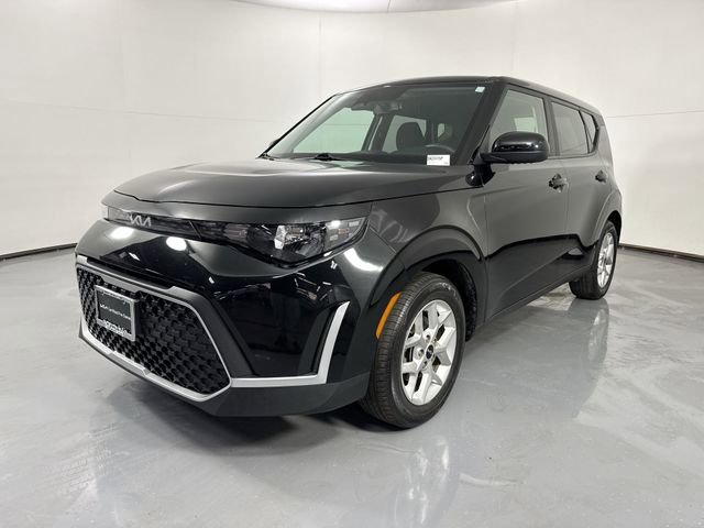 Used 2023 Kia Soul S FWD image 24
