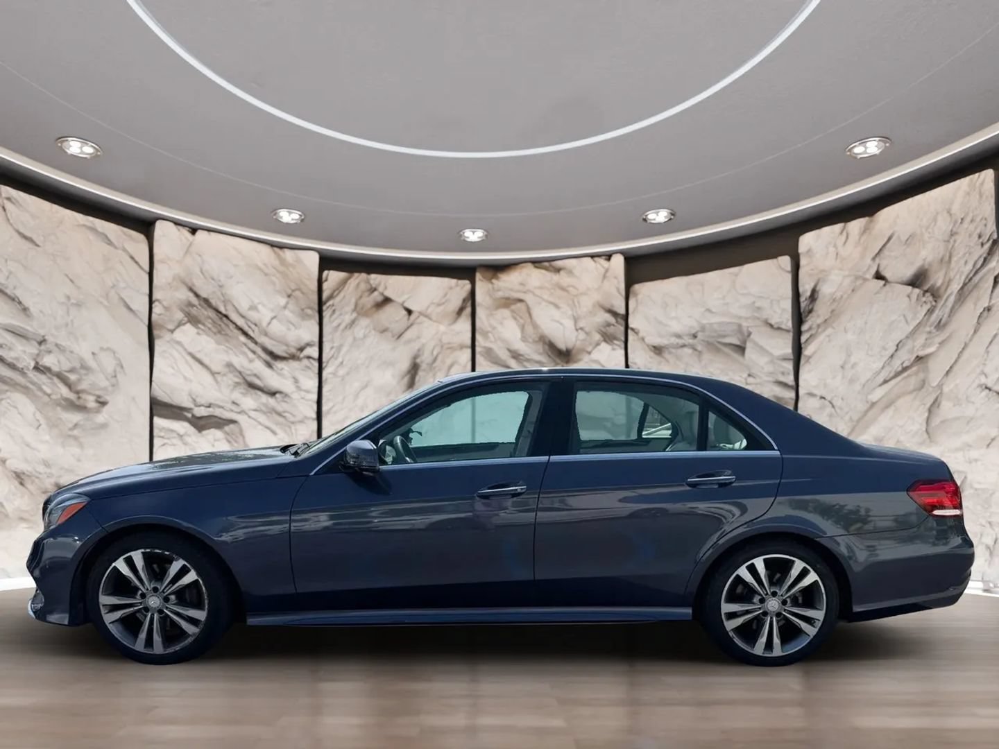 Used 2015 Mercedes-Benz E 350 Sedan image 5
