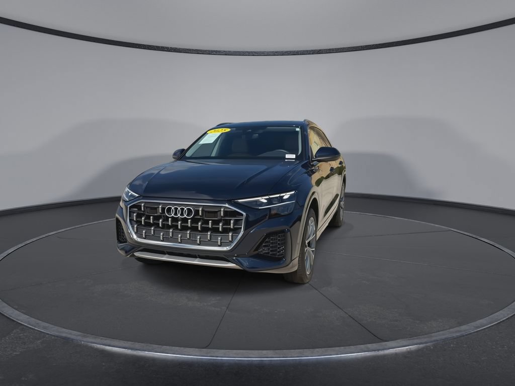 Used 2025 Audi Q8 Premium AWD/4WD image 4