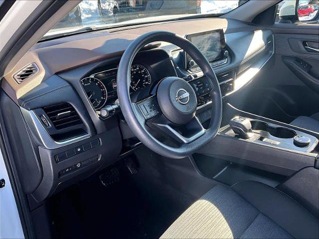 Certified 2023 Nissan Rogue SV image 8