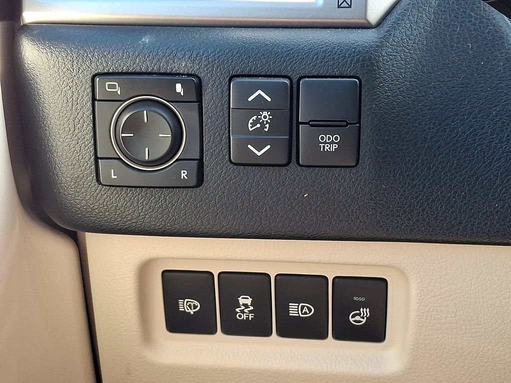 Used 2021 Lexus GX 460 Premium w/ Premium Package AWD/4WD image 27