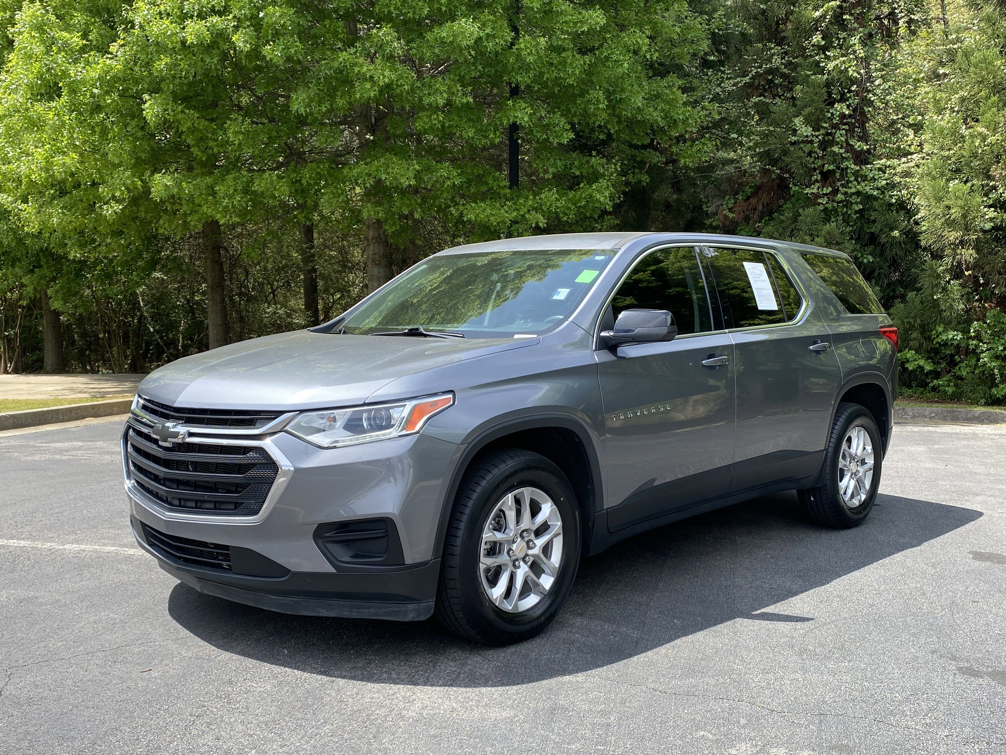 Used 2021 Chevrolet Traverse LS FWD image 5