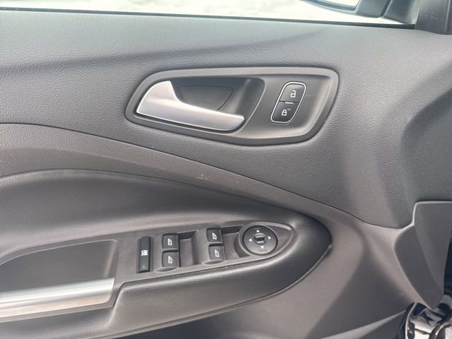 Used 2018 Ford Escape SEL image 19