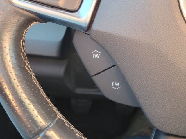 Used 2018 Chevrolet Camaro SS RWD image 10