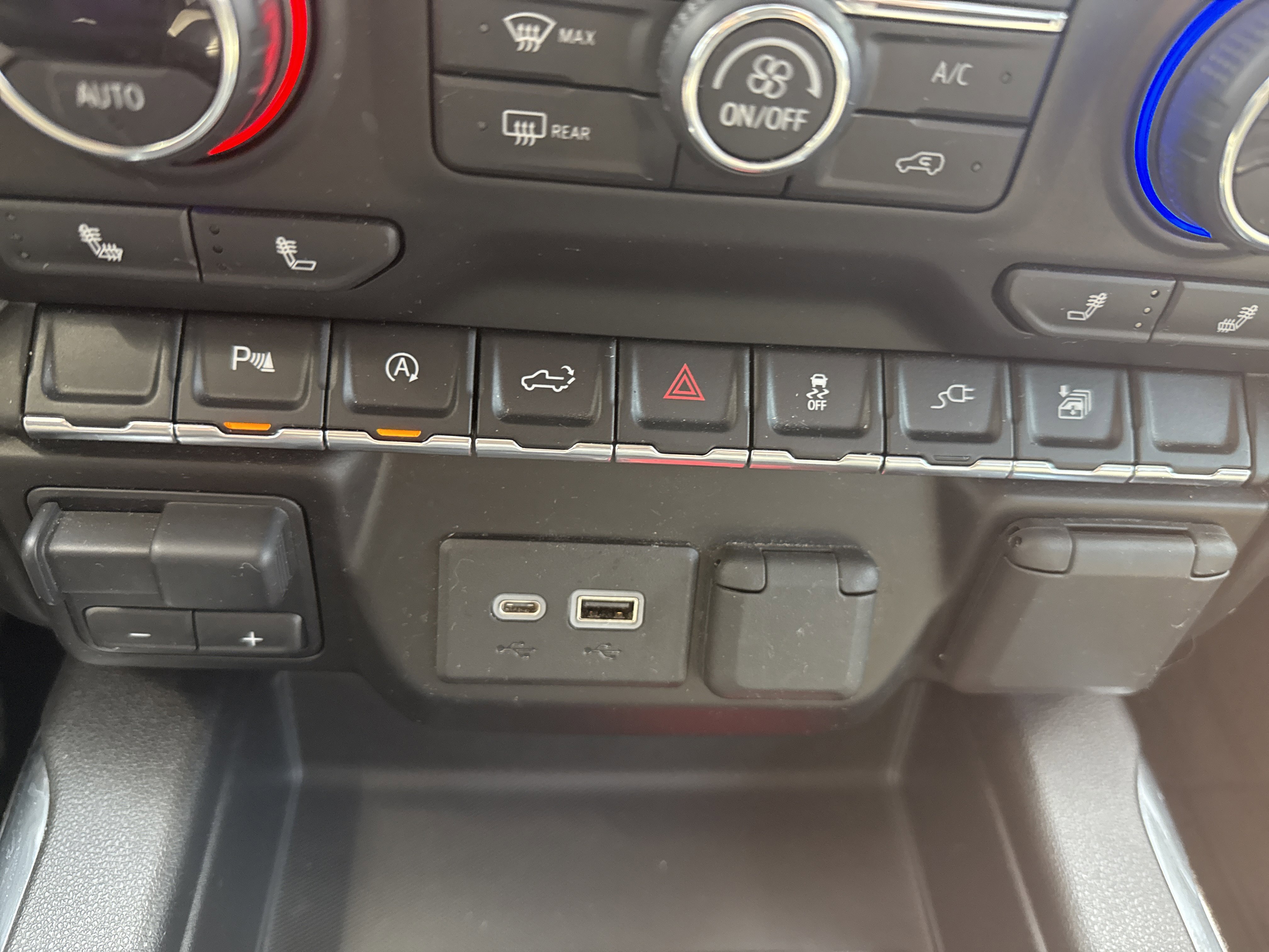 Used 2020 Chevrolet Silverado 1500 RST w/ All-Star Edition image 29