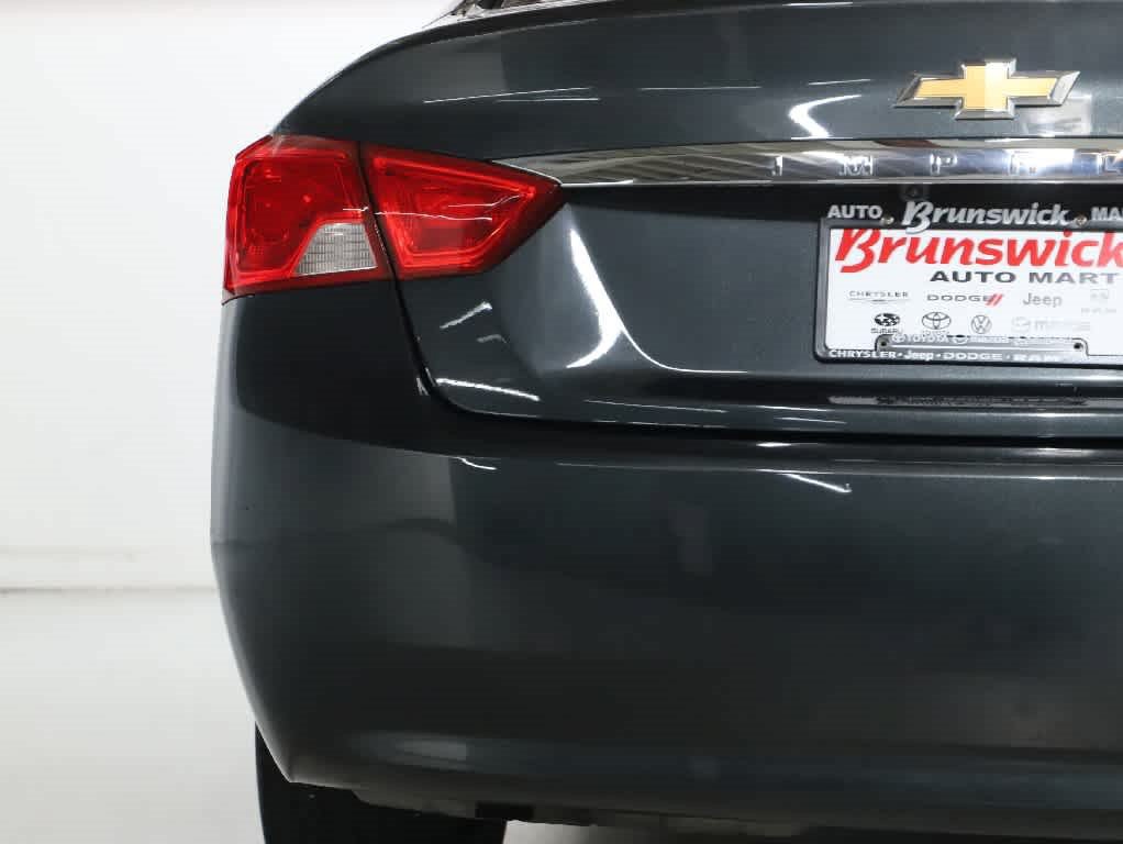 Used 2018 Chevrolet Impala LS FWD image 41