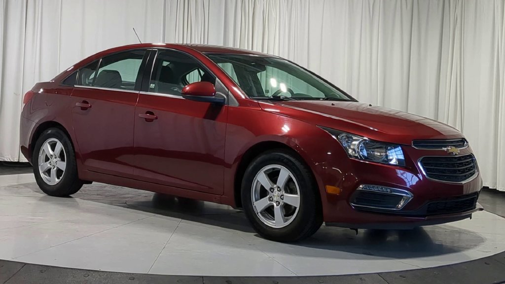Used 2016 Chevrolet Cruze LT FWD image 3
