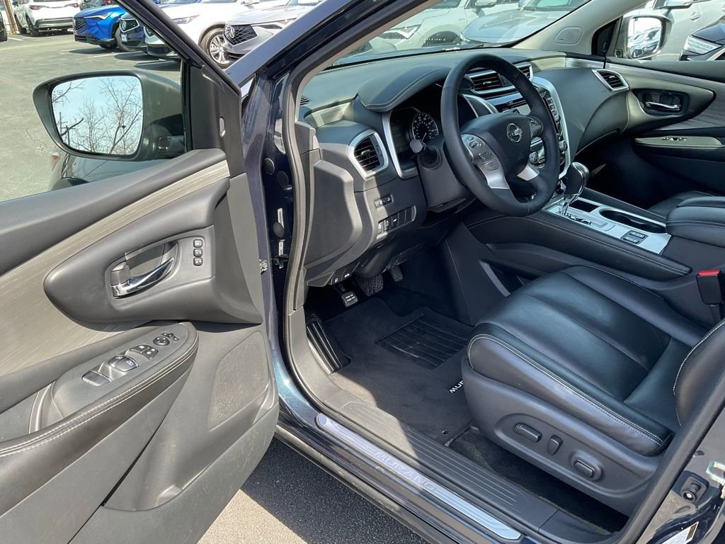 Used 2018 Nissan Murano SL w/ Cargo Package image 10