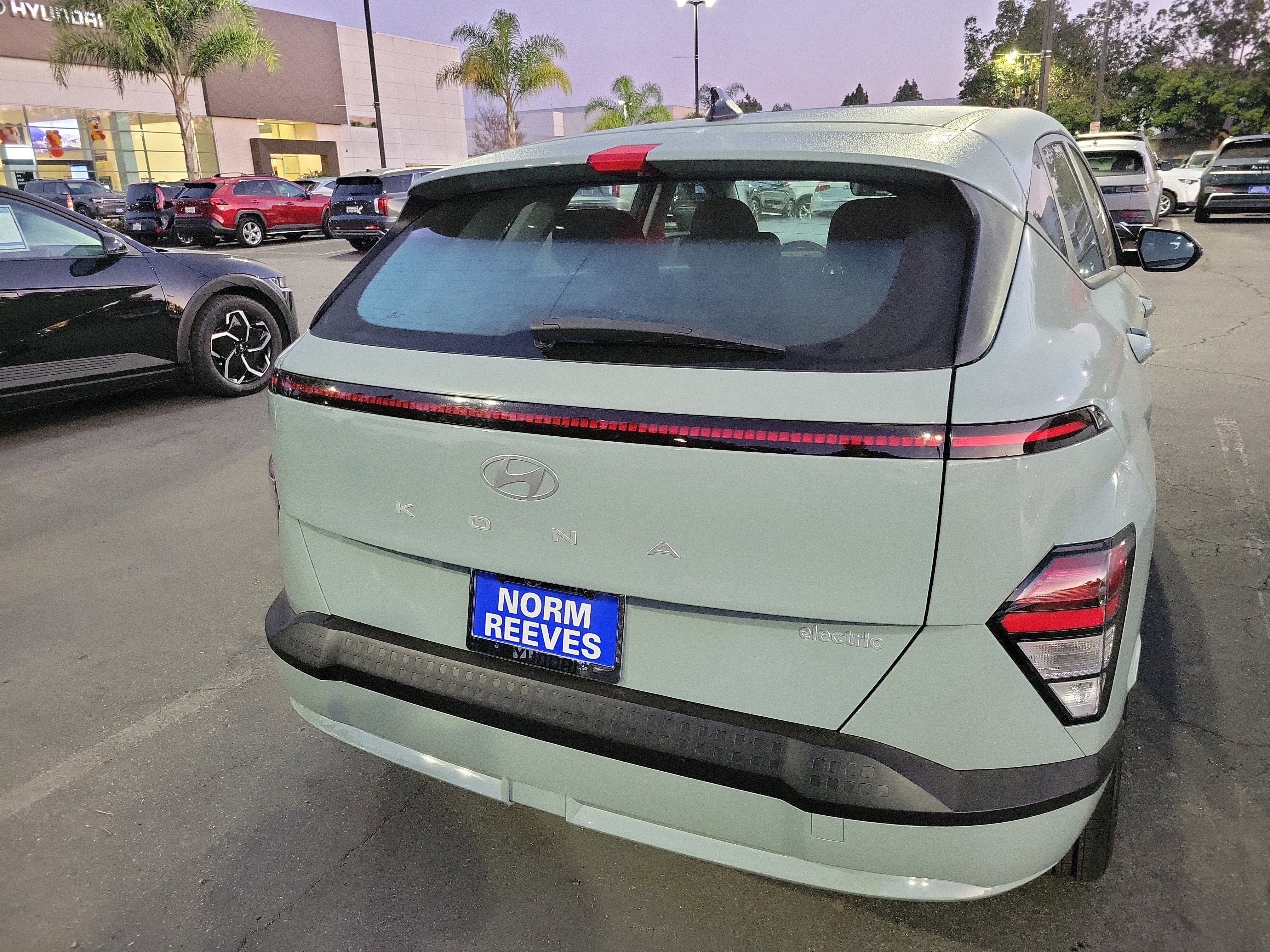 Certified 2024 Hyundai Kona SE image 18