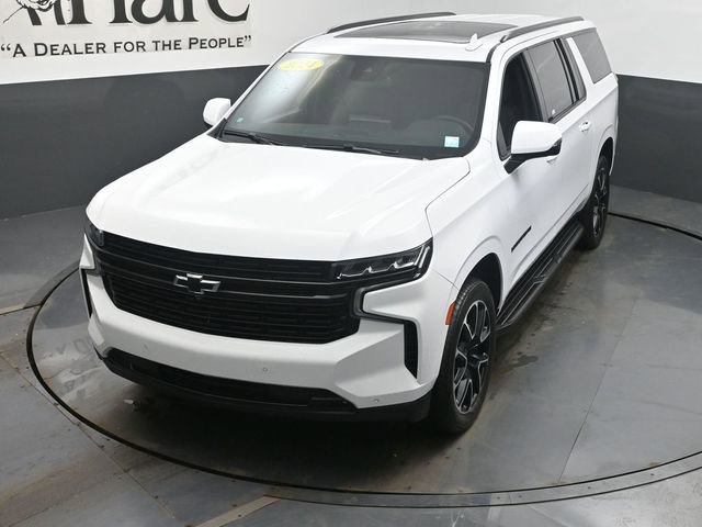 Used 2024 Chevrolet Suburban RST w/ Luxury Package image 47