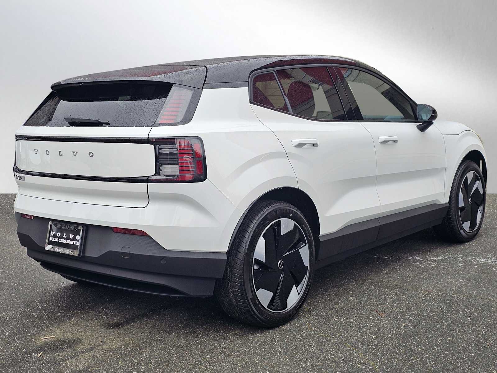 New 2026 Volvo EX30 Plus w/ Protection Package RWD image 3
