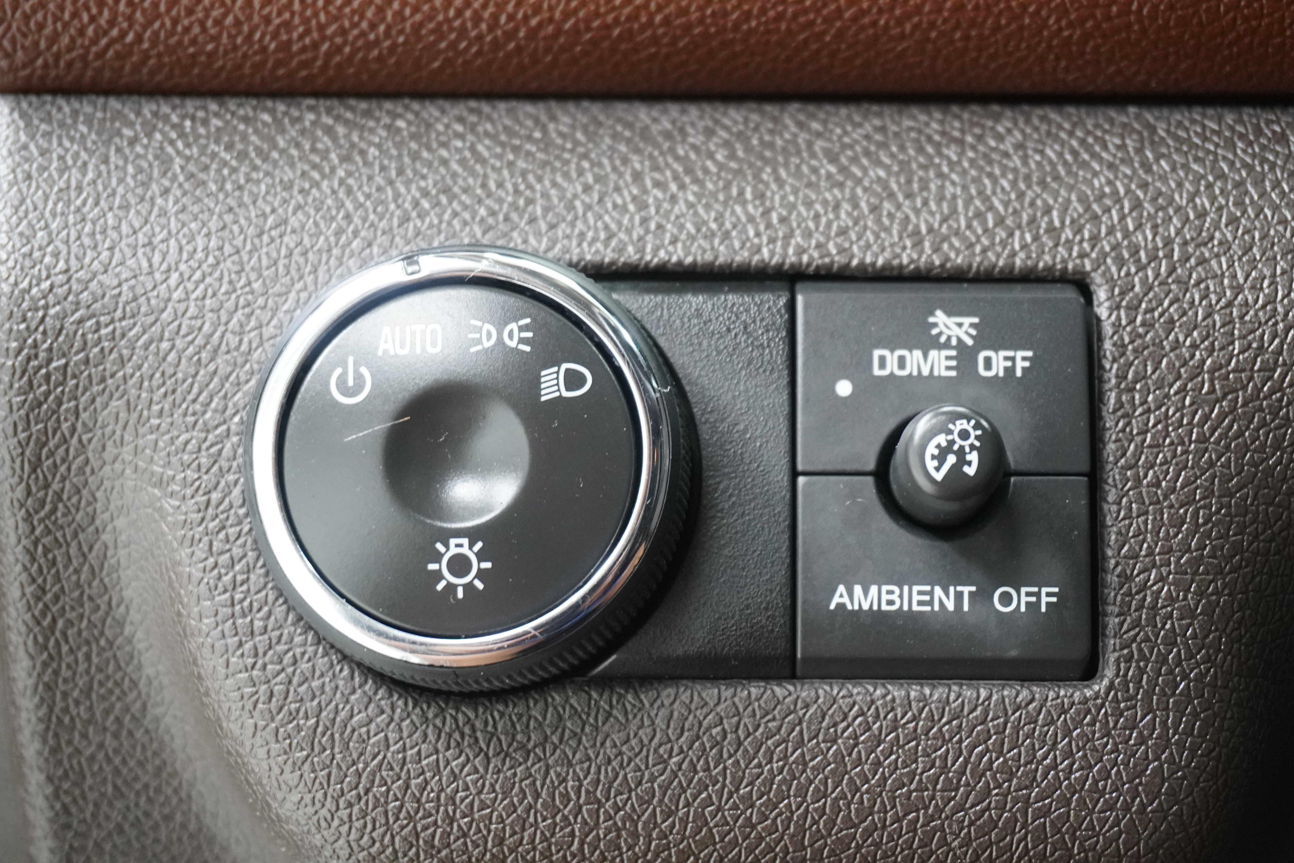 Used 2014 Buick Enclave Premium image 25