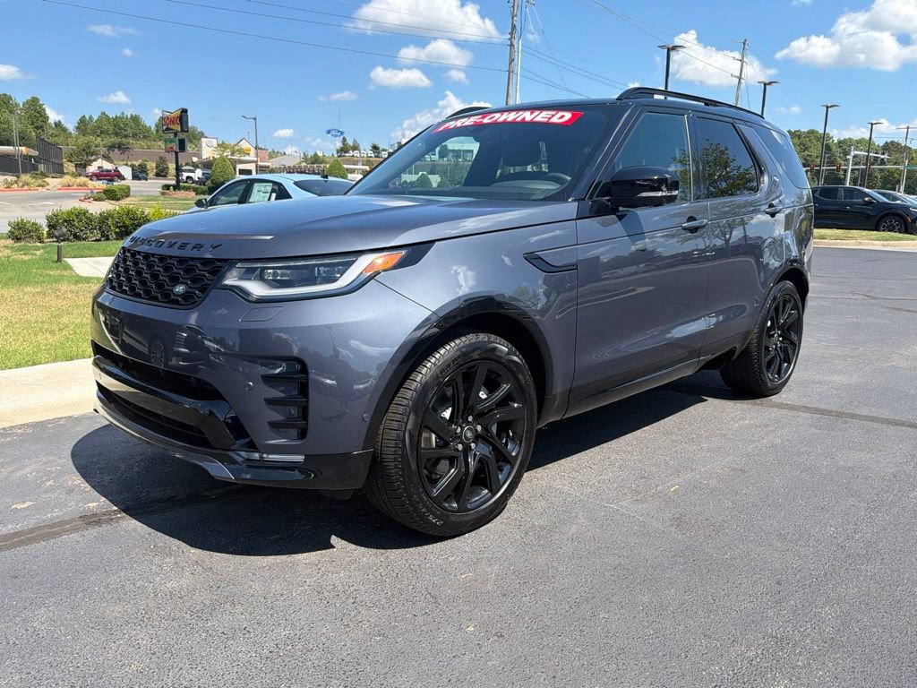 Used 2025 Land Rover Discovery Dynamic SE AWD/4WD image 4