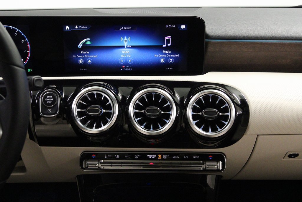 Certified 2022 Mercedes-Benz A 220 4MATIC image 15