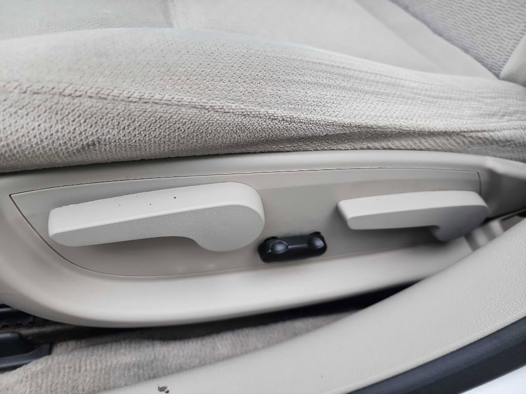 Used 2013 Chevrolet Impala LS image 15