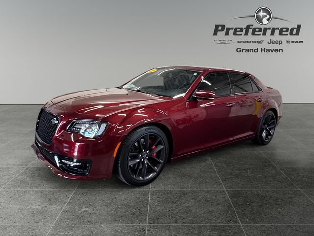 Used 2023 Chrysler 300 C RWD image 12