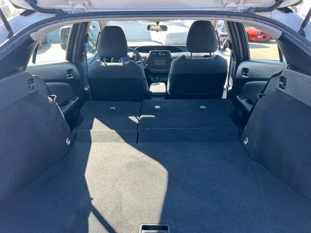 Used 2016 Toyota Prius Two image 33