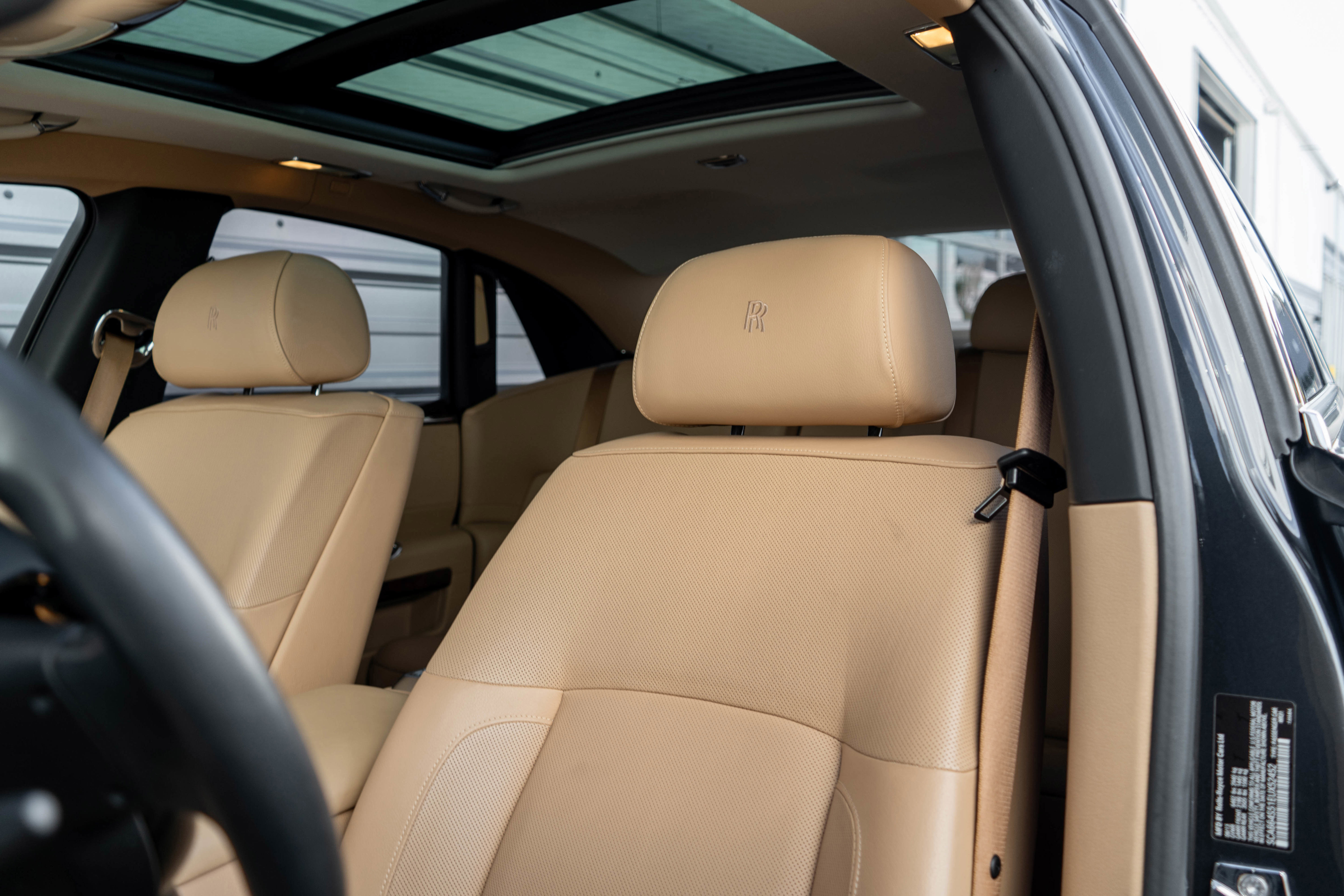 Used 2014 Rolls-Royce Ghost image 8