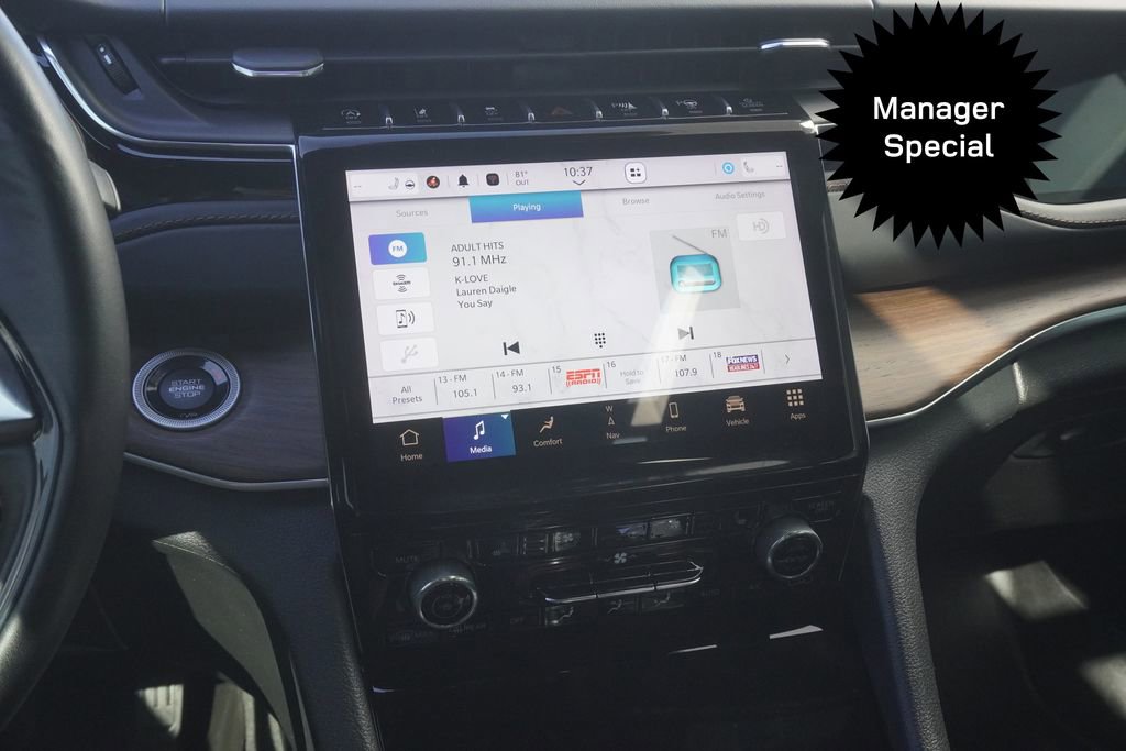 Used 2022 Jeep Grand Cherokee Summit w/ Adv Protech Group IV AWD/4WD image 15