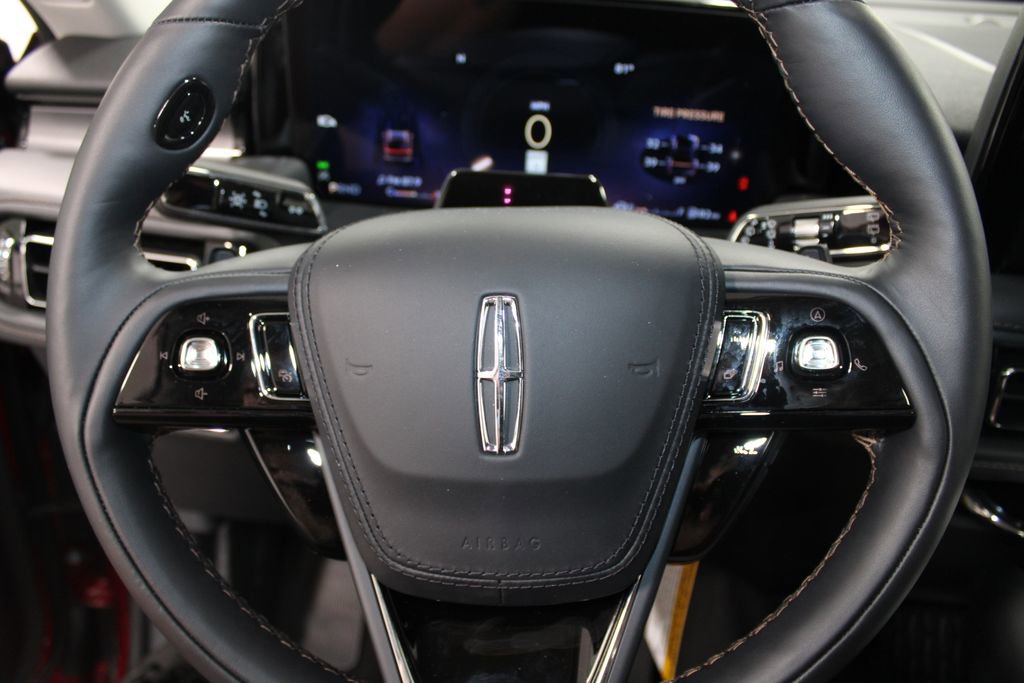 New 2026 Lincoln Aviator 2WD image 37