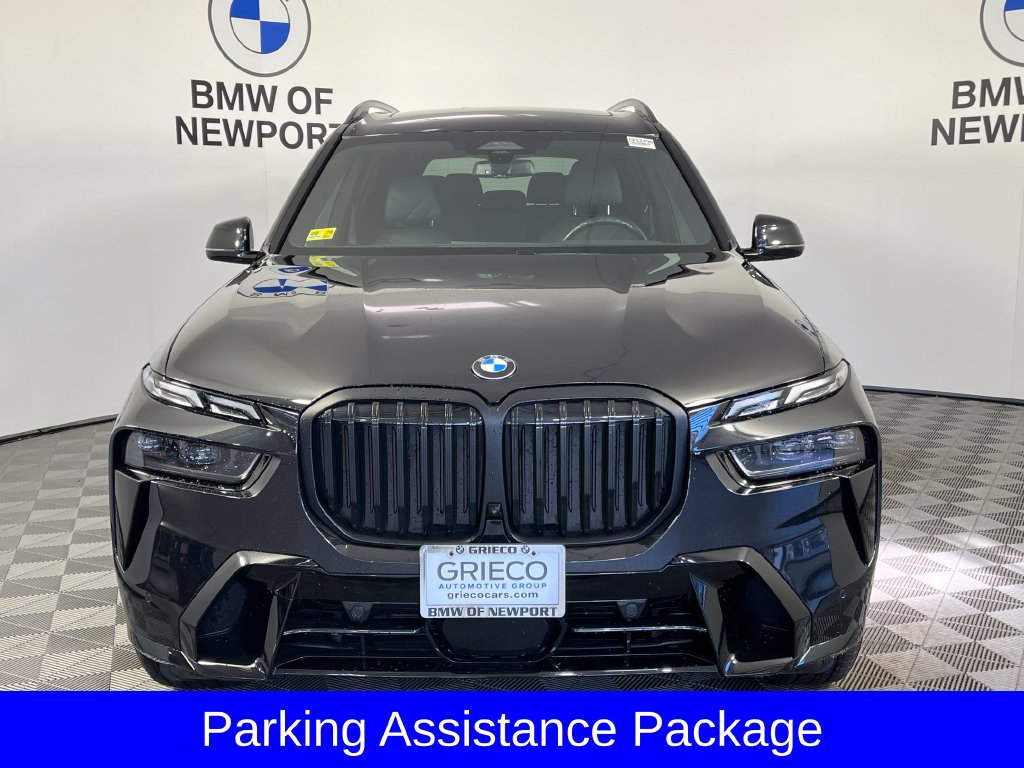 Used 2024 BMW X7 xDrive40i w/ M Sport Package AWD/4WD image 7