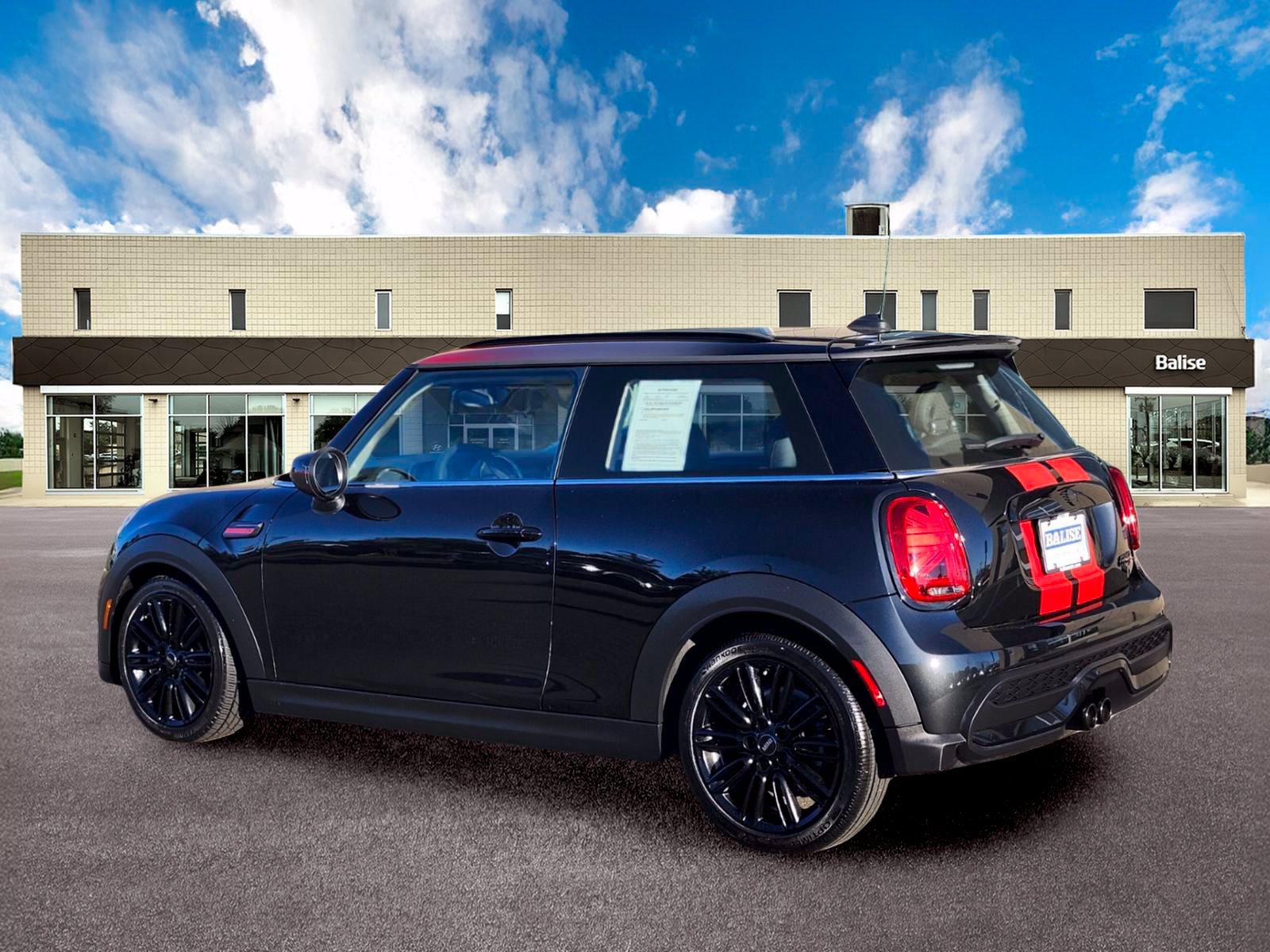 Used 2024 MINI Cooper S FWD image 6