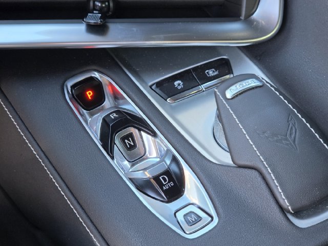 Used 2025 Chevrolet Corvette Stingray Preferred Cpe w/ Z51 Performance Package RWD image 23