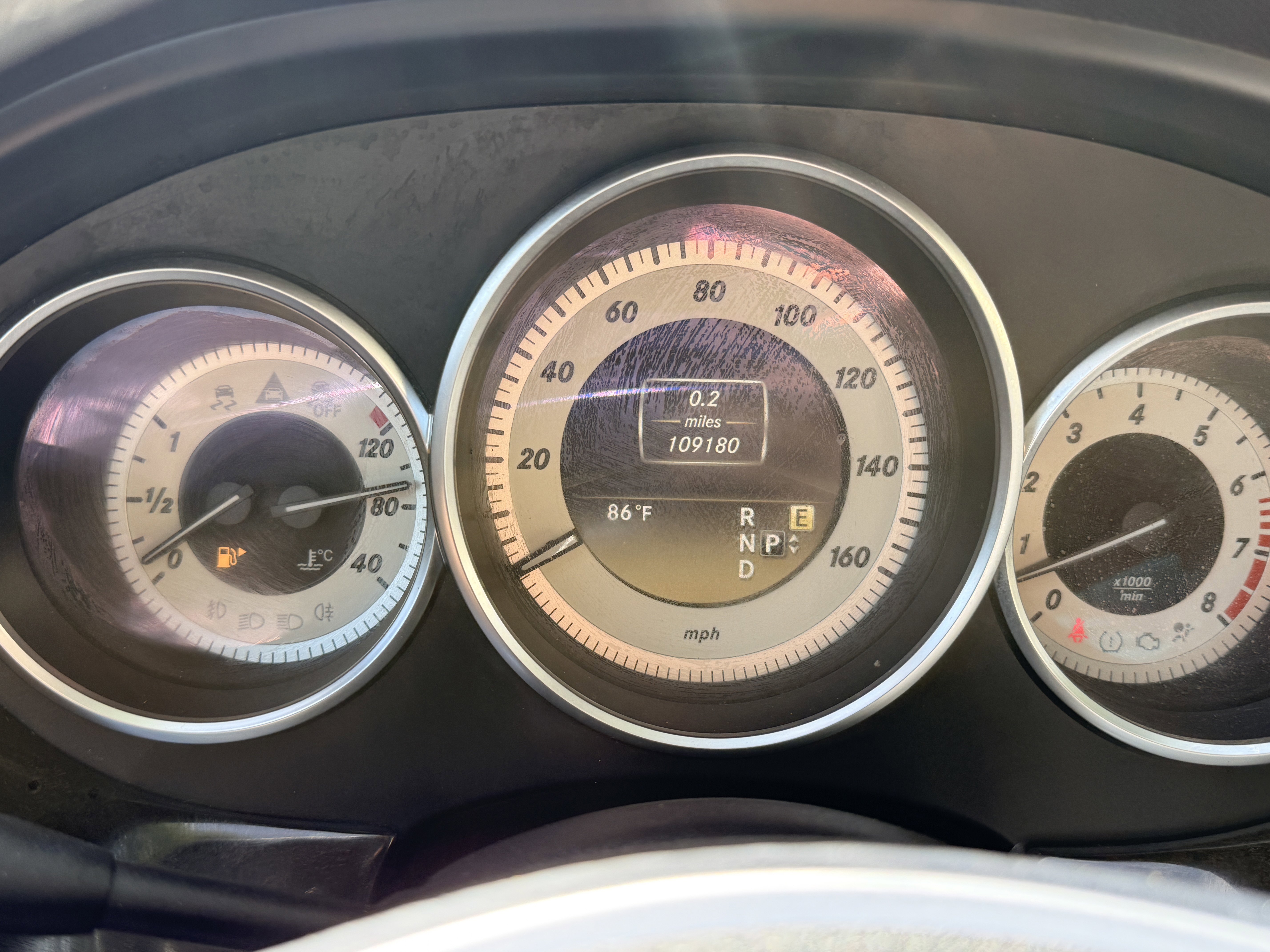 Used 2012 Mercedes-Benz CLS 550 w/ Premium I Pkg image 17