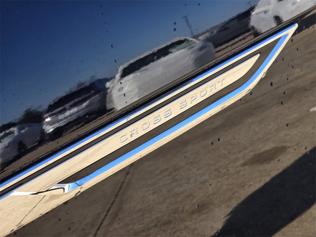 New 2026 Volkswagen Atlas Cross Sport SE image 8