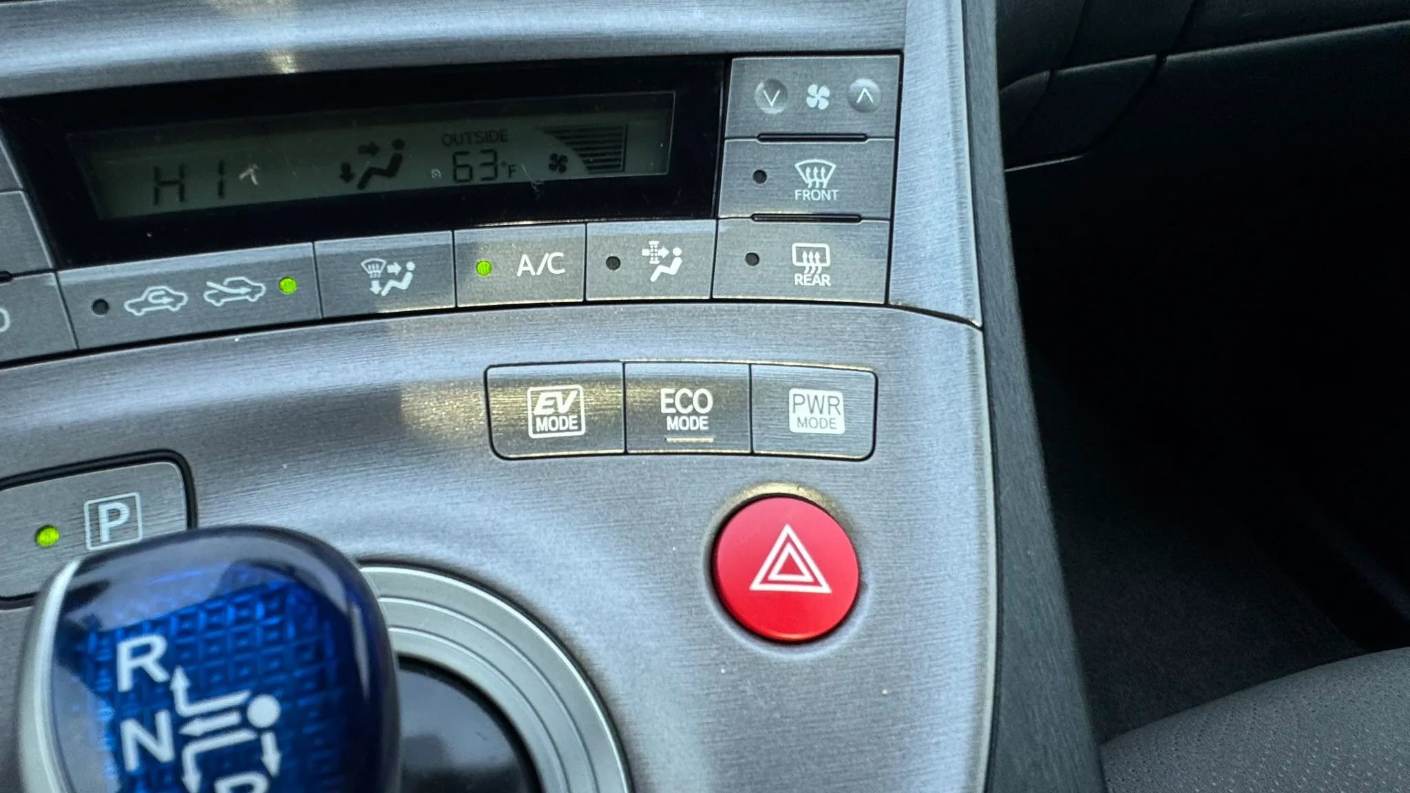 Used 2014 Toyota Prius Three FWD image 19