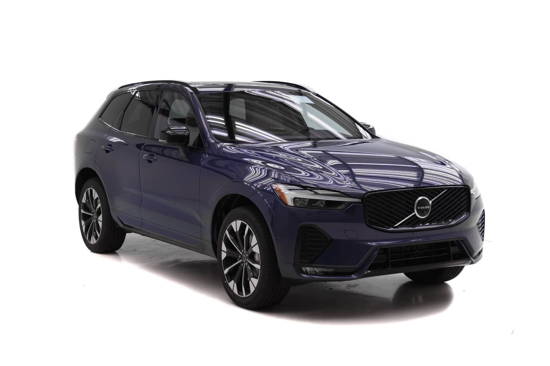 New 2026 Volvo XC60 B5 Plus w/ Protection Package Premier image 2