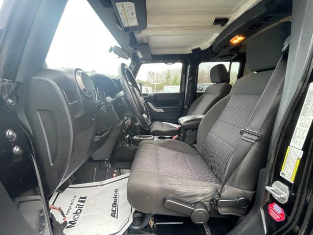 Used 2011 Jeep Wrangler Unlimited Sport image 14