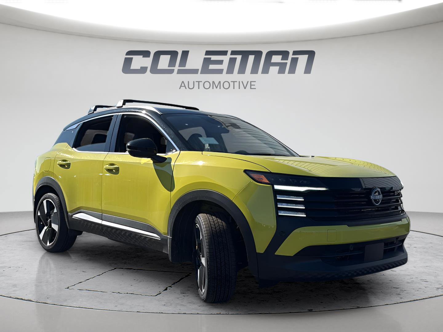 New 2026 Nissan Kicks SR w/ Cold Weather Package image 7