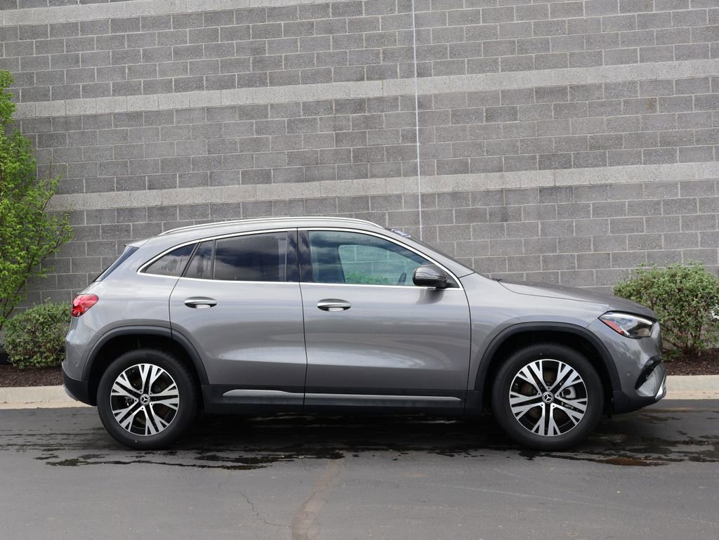 Certified 2025 Mercedes-Benz GLA 250 4MATIC image 4