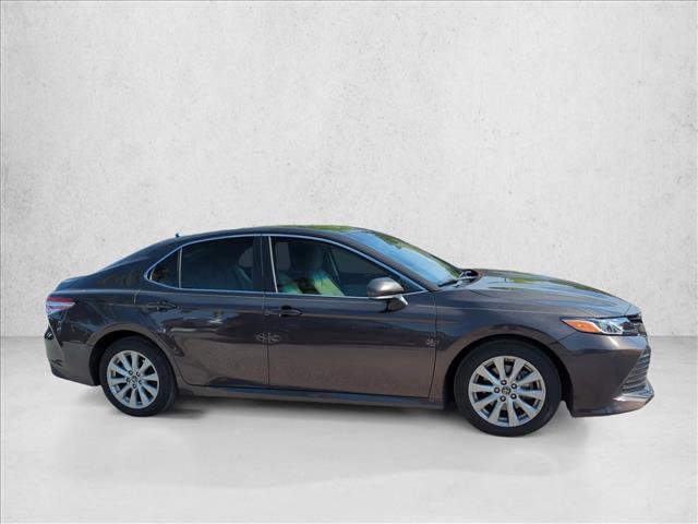 Used 2018 Toyota Camry LE w/ Convenience Package FWD video 4