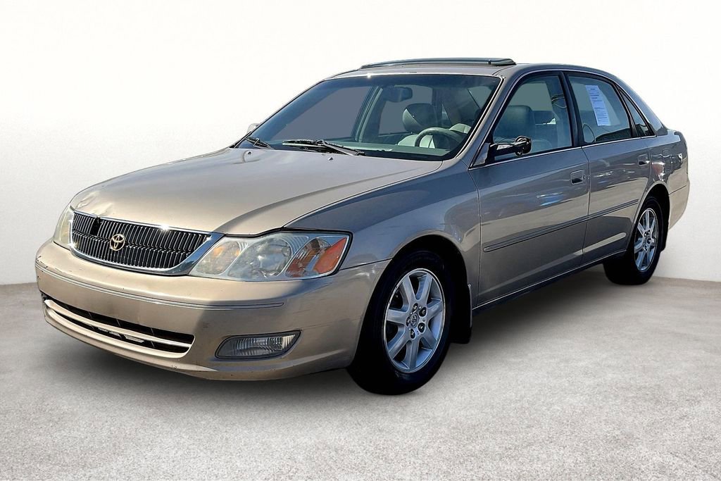 Used 2000 Toyota Avalon XL image 11