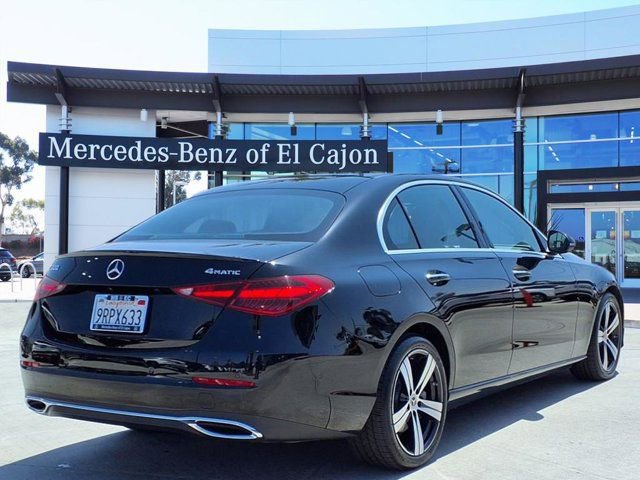 Used 2025 Mercedes-Benz C 300 4MATIC Sedan image 3