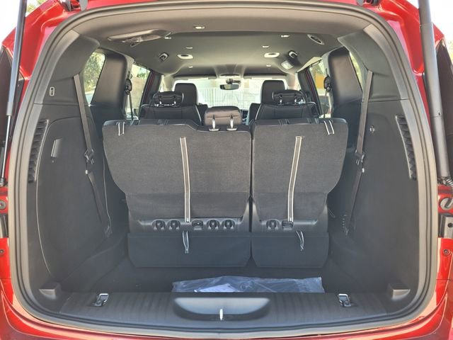 New 2026 Chrysler Pacifica Select w/ S Appearance Package FWD image 9