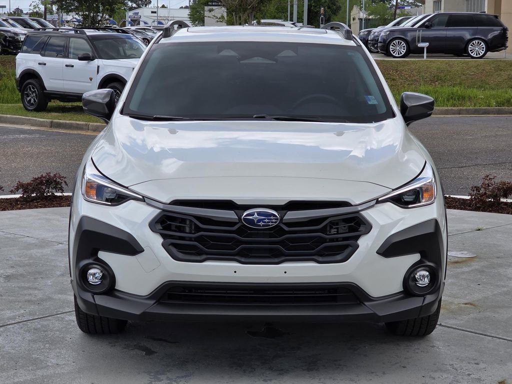 Used 2024 Subaru Crosstrek 2.0i Premium AWD/4WD image 2