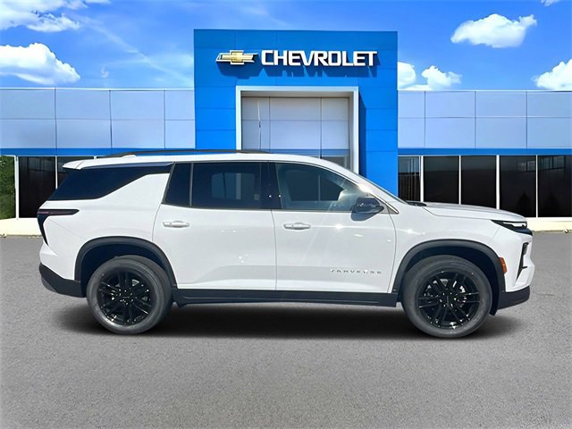 New 2026 Chevrolet Traverse LT w/ LPO, Floor Liner Package image 2